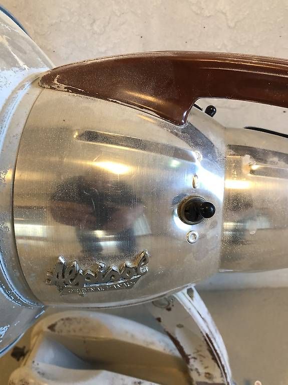 Radiateurs: Vintage Wärmelampe als Deko oder zum Basteln – D'occasion à Vallamand par Petschli01 4