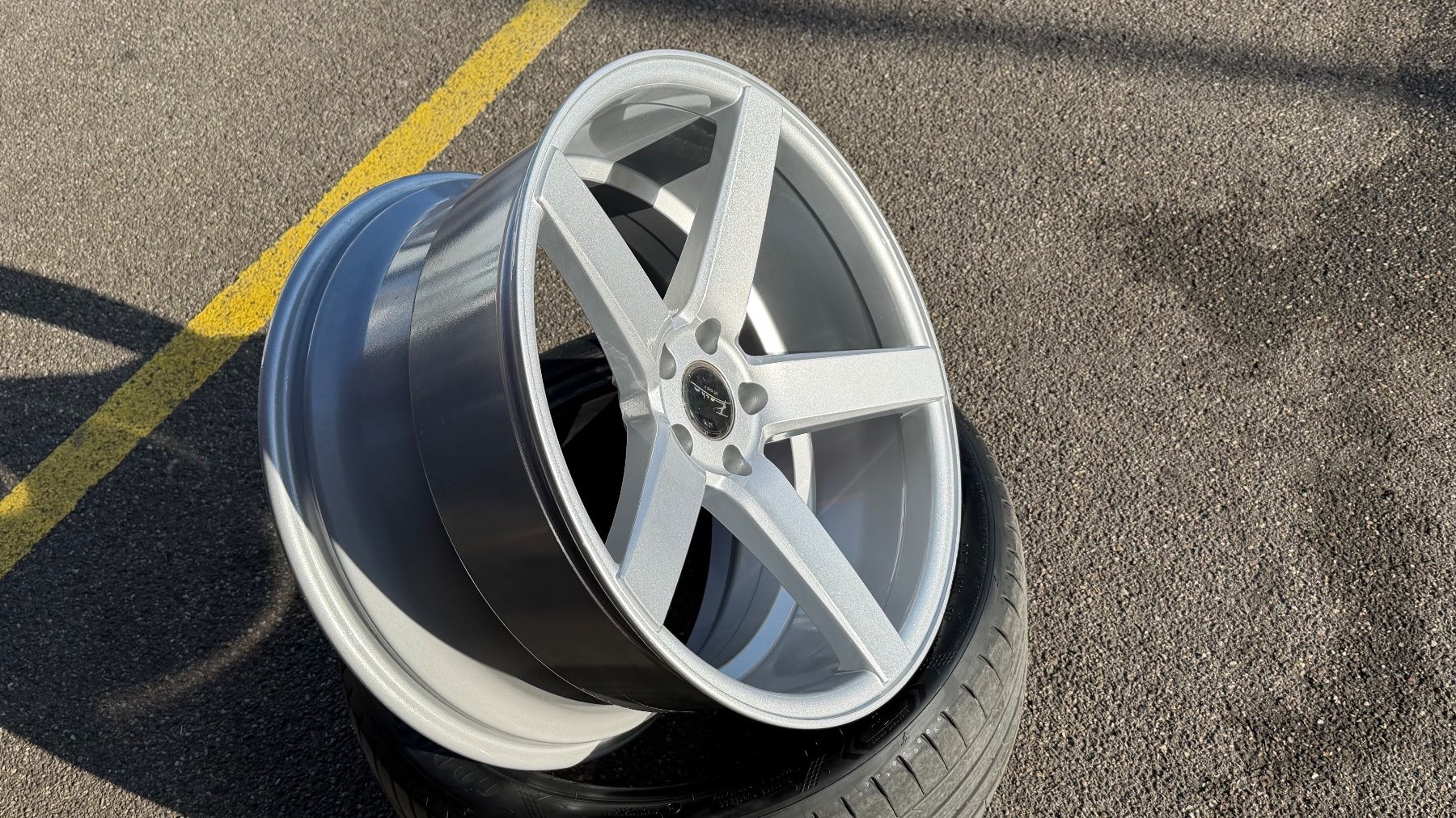 Audi Cerchioni: Jantes STR Racing 20     5x112 – Nuovo (secondo la descrizione) da Courrendlin venduto da shopwheels 1