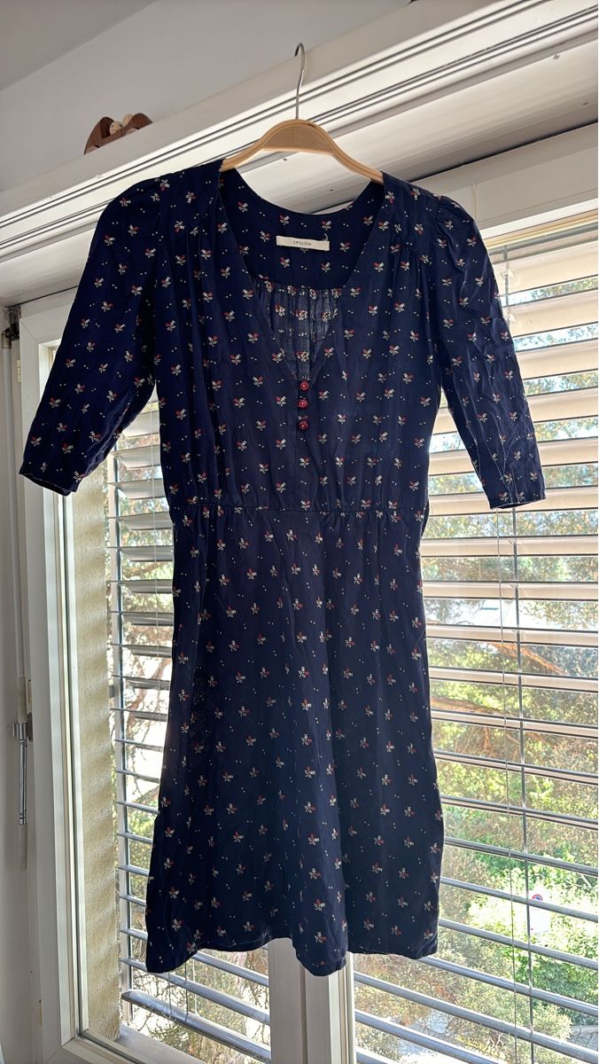 Sessun Vestiti: Romantisches Sessun Kleid, Gr. S – Usato da Zürich venduto da AleKe