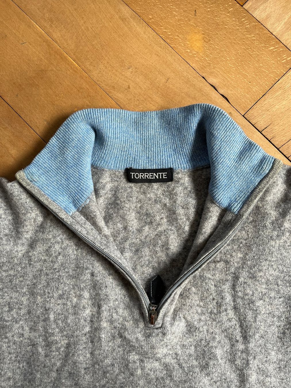 Maglioni & Felpe: Cashmere Pullover Grau mit Zip Gr. S – Usato da Luzern venduto da fidschen 2