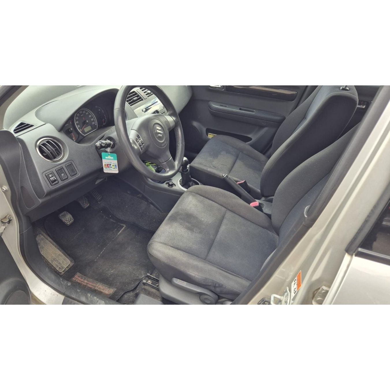 Suzuki Automobili: Suzuki Swift 1.3 4WD – Usato da les geneveys sur coffrane venduto da chollet1983 5