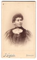 Fotografie J. Gutzler, Zürich, Portrait