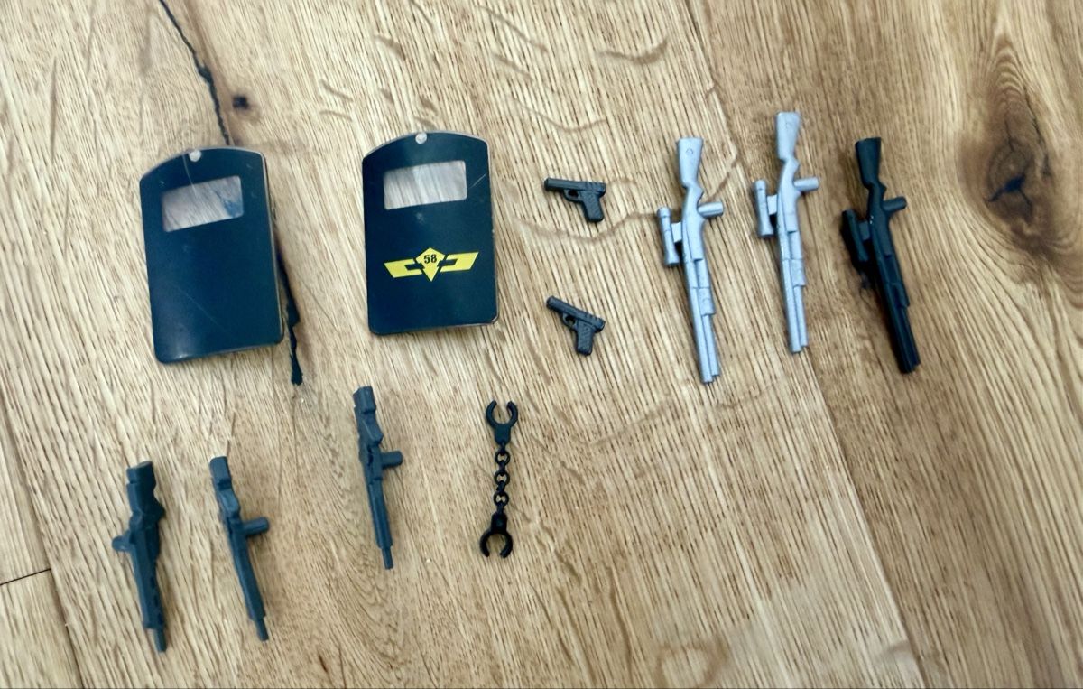 Playmobil Giocattoli: Playmobil Polizei-Set mit Boot, Helikopter etc. – Usato da Nänikon venduto da Nd73 5