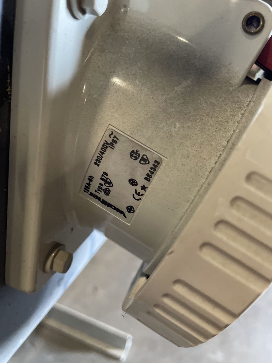 Electrotechnique: Baustromverteiler – D'occasion à Eschenbach SG par Roger-Fuss 5