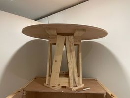 Table ronde en bois neuve - Enzo Mari / MBAL