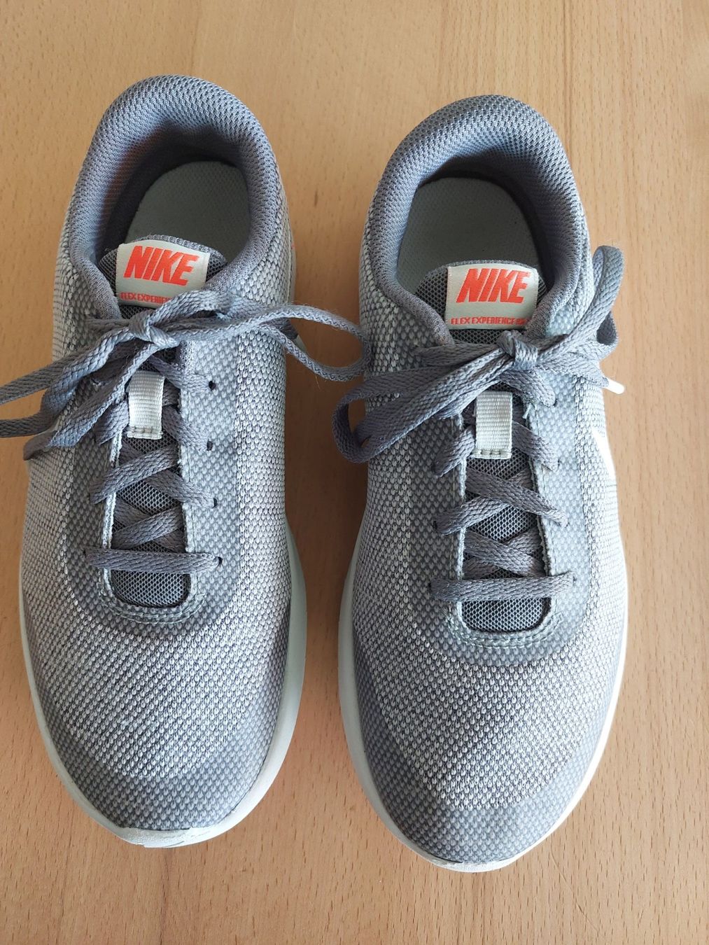 Nike Scarpe da uomo: Baskets Nike "nikeflex" grises gr.37.5 (4.5) – Usato da Delémont venduto da Petitlutin 3