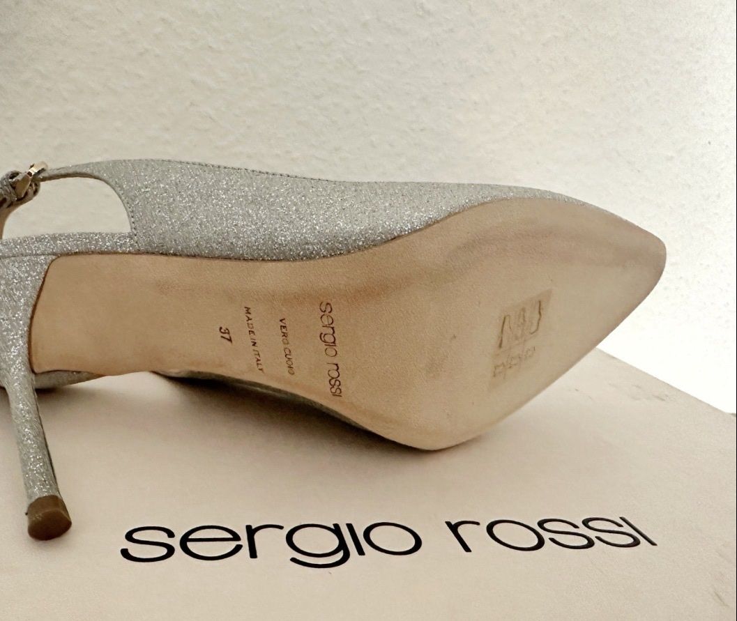 Sergio Rossi Scarpe da donna: Neu Sergio Rossi Slingback Pumps Silber Glitter Gr. 37  – Nuovo (secondo la descrizione) da Ebmatingen venduto da dartim 4