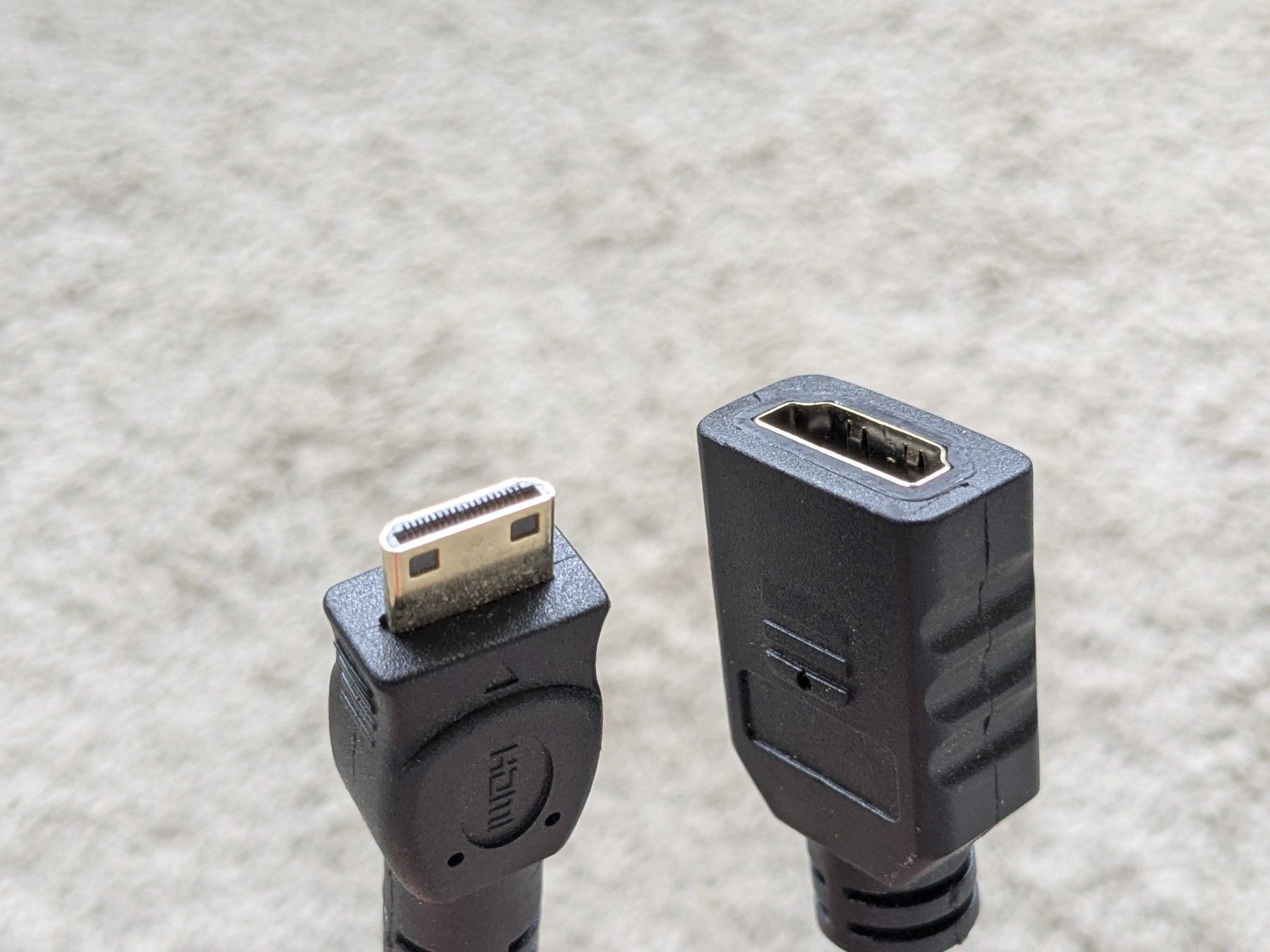 Cavi: HDMI zu Micro-HDMI Kabel – Usato da Oberdiessbach venduto da Milo78
