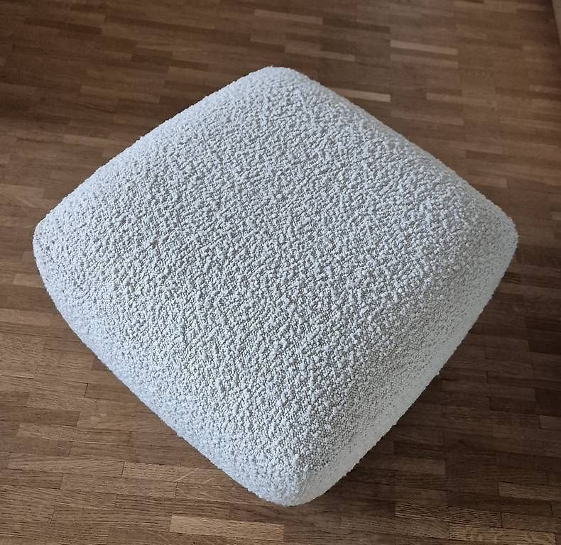 Hocker: Puff Hocker – Gebraucht aus Bern von Rinaldorinaldi