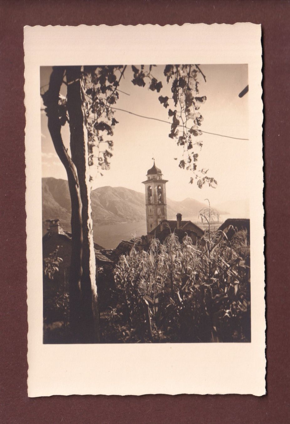 Cartoline postali: Foto - TICINO - Chiesa – Usato da Pully venduto da nicecards