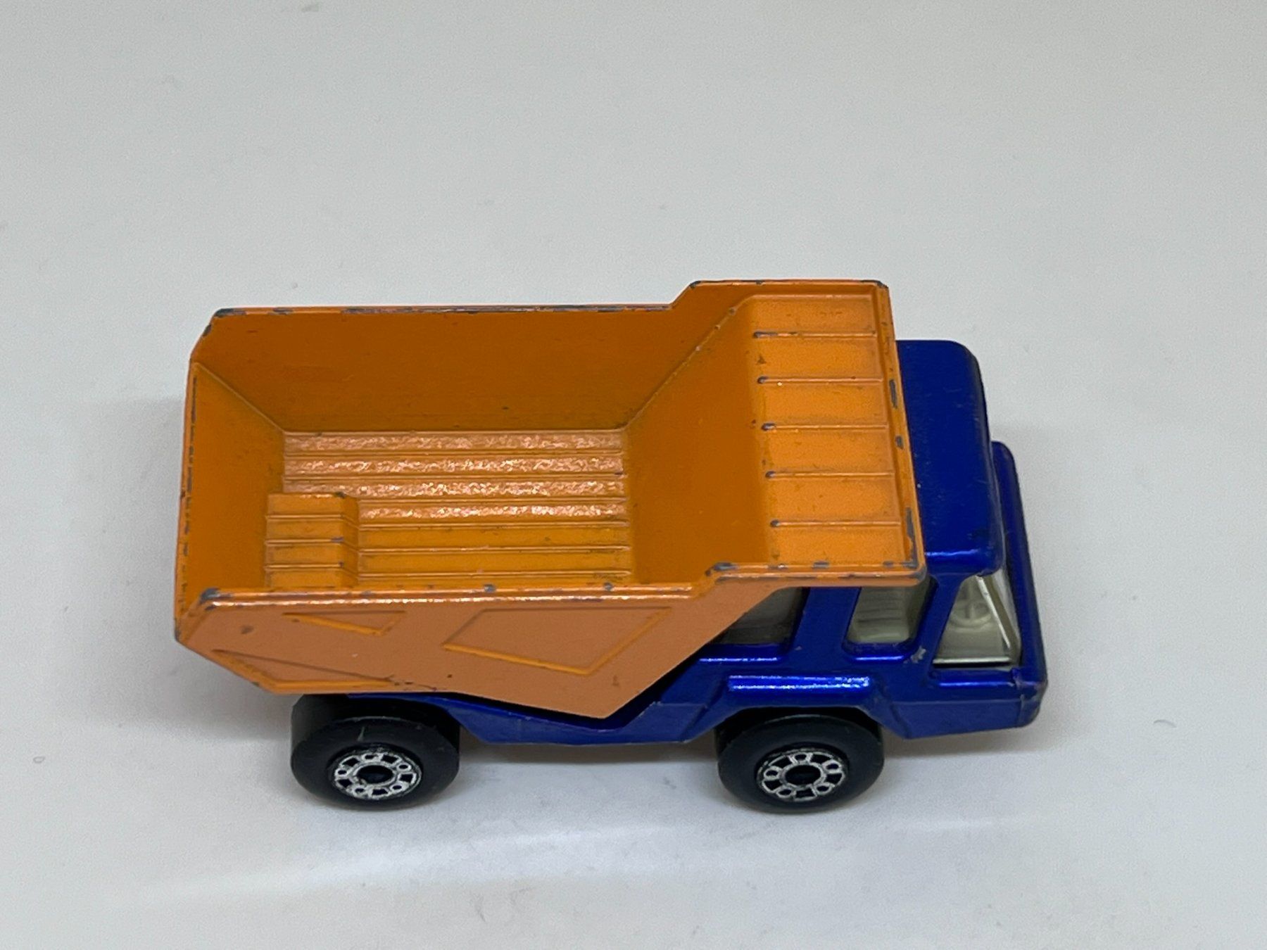 Matchbox Modellini d'auto: Matchbox Atlas #339 – Usato da Wildegg venduto da LaaBoutique 1