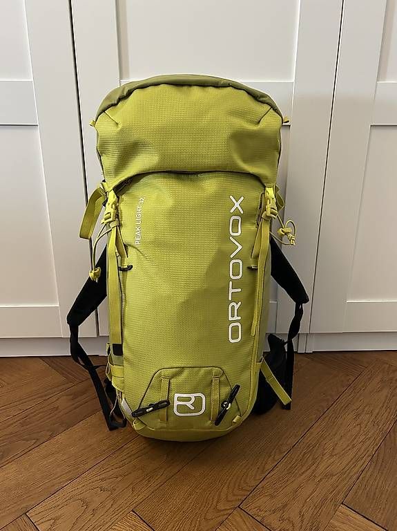Ortovox Zaini: Ortovox Alpinrucksack Peak Light 32 – Usato da Bern venduto da nthnl