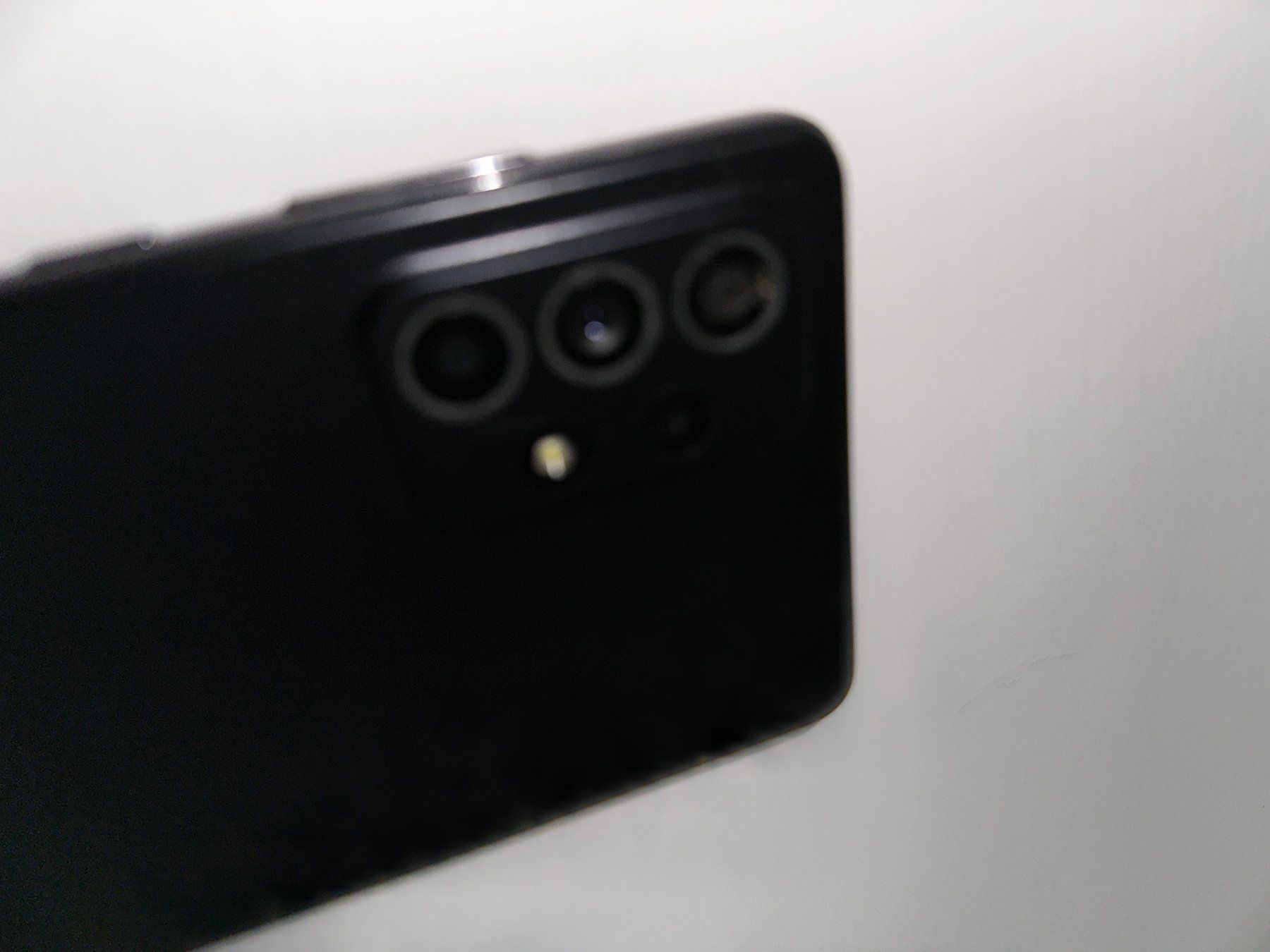 Samsung Handys / Smartphones: Samsung Galaxy A52 128GB, ohne Simlock, eSIM Android – Gebraucht aus Zürich von BimmerM 5