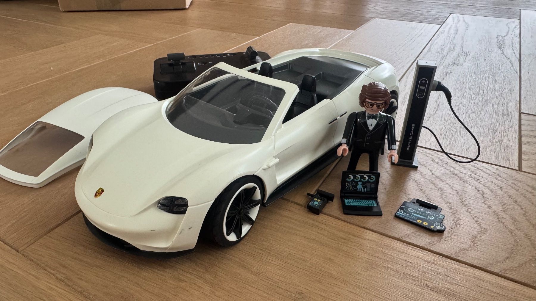 Playmobil Rex Dasher et Porsche Mission E (70078