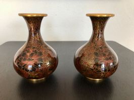 Paire de vases en cloisonné