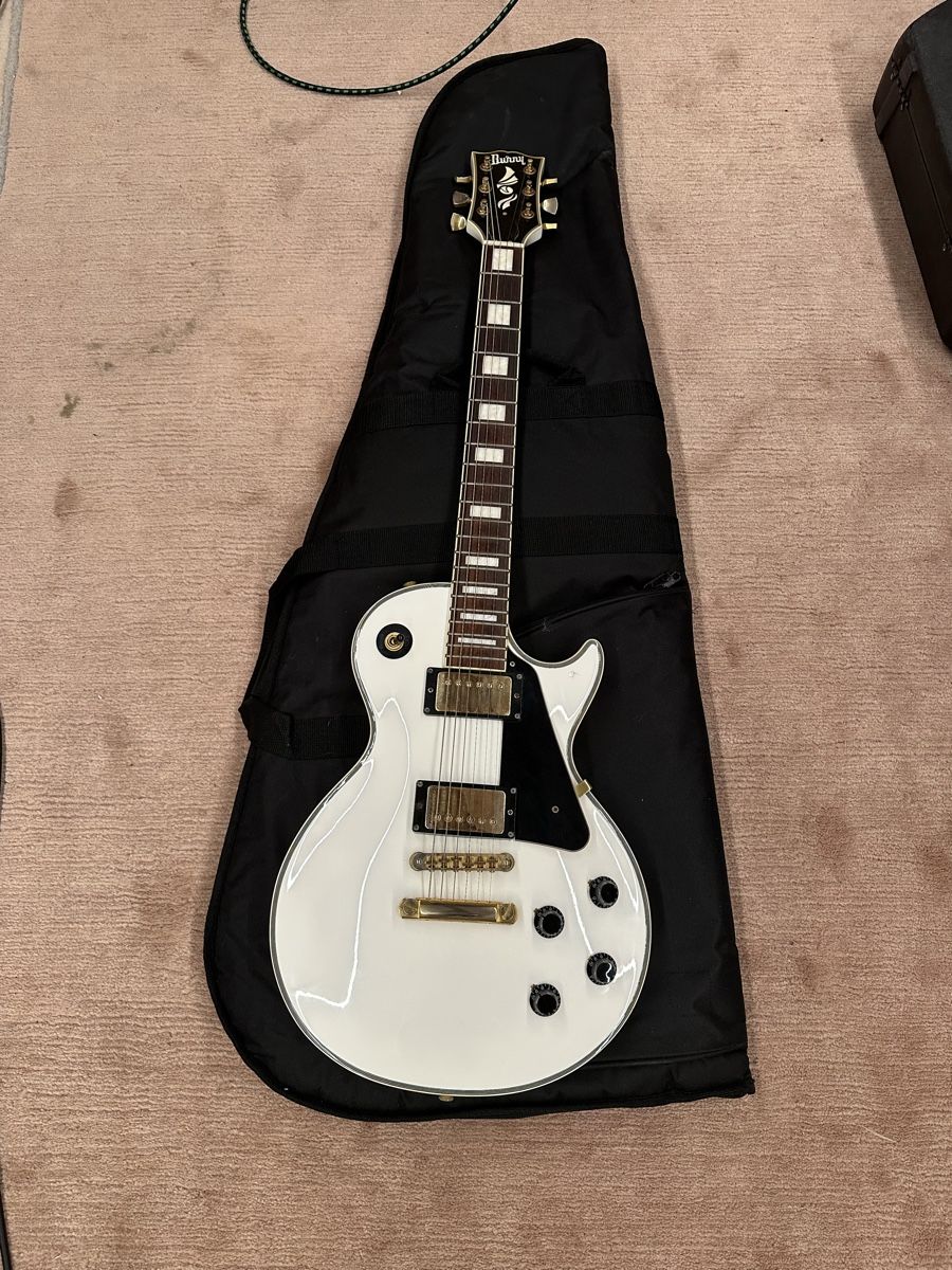 Musikinstrumente: E-Gitarre "Burny" weiss mit Gigbag, 2011 – Gebraucht aus Tschierv von Screamingwolfguitars 5