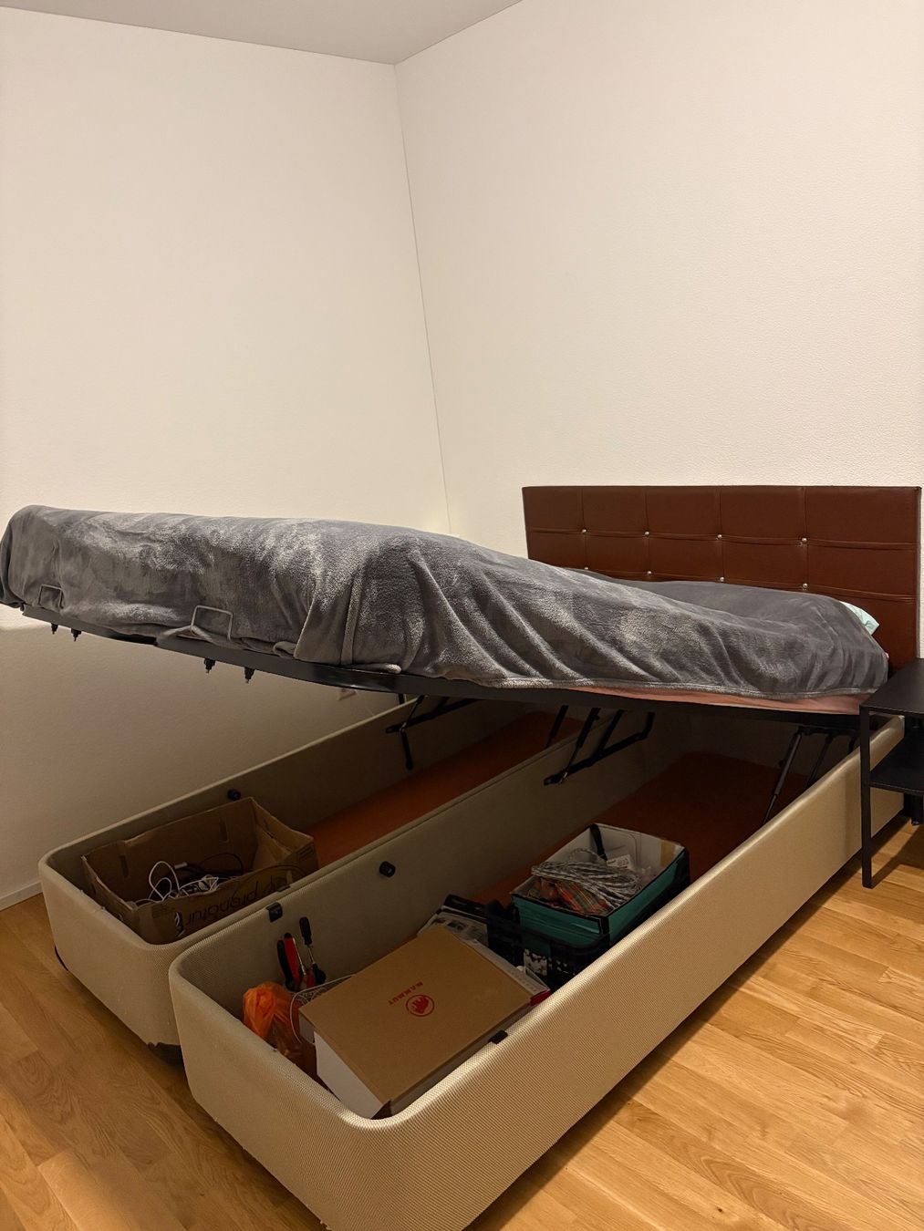 Betten: Bequemes Doppelbett – Gebraucht aus Neuhausen von val_66nt 1