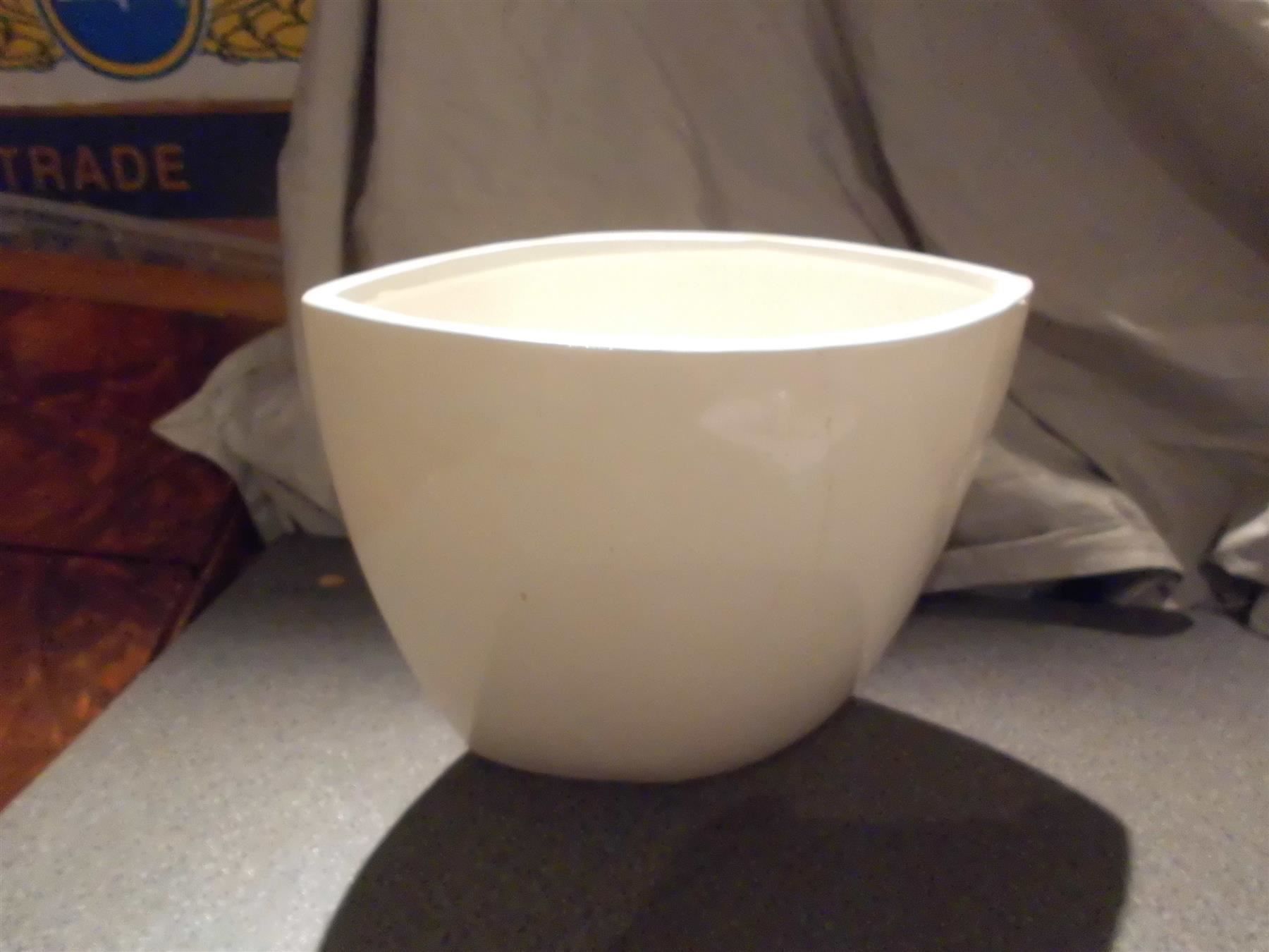 Vasen & Gefässe: Vase weiss, eiform – Gebraucht aus Zürich von abraxas1291 1