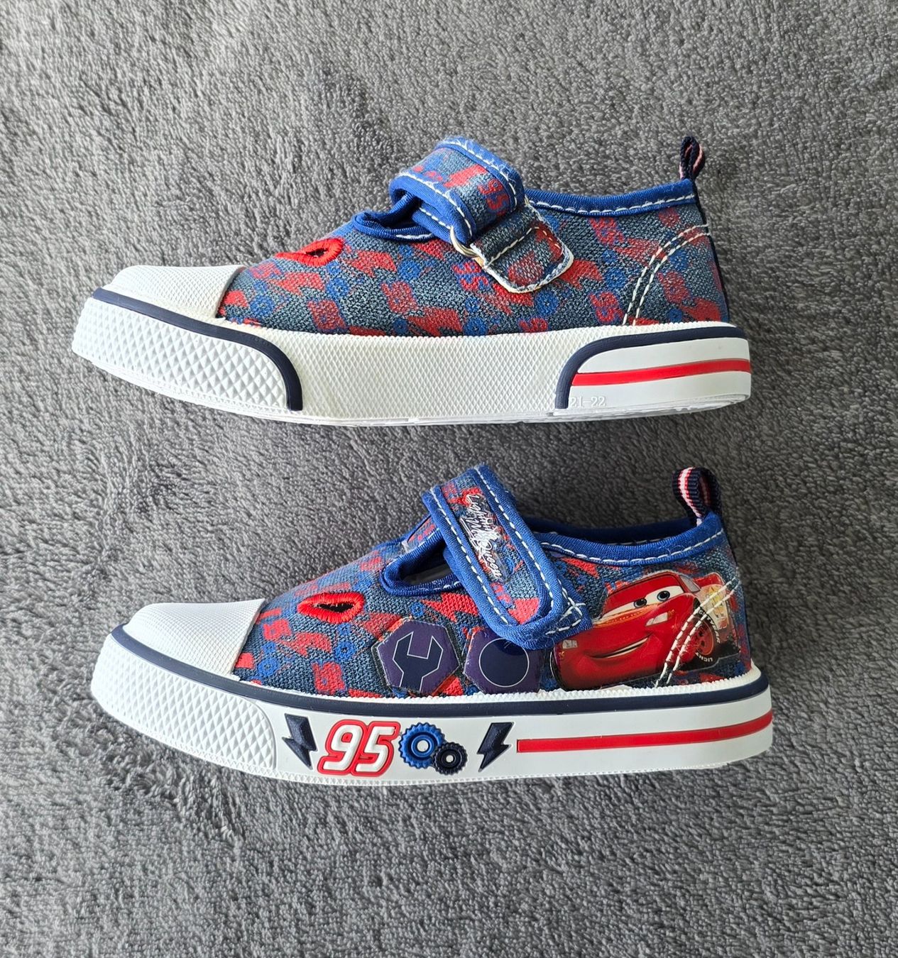 Scarpe per ragazzi: Kinderschuhe – Usato da Ruswil venduto da DNAB 2