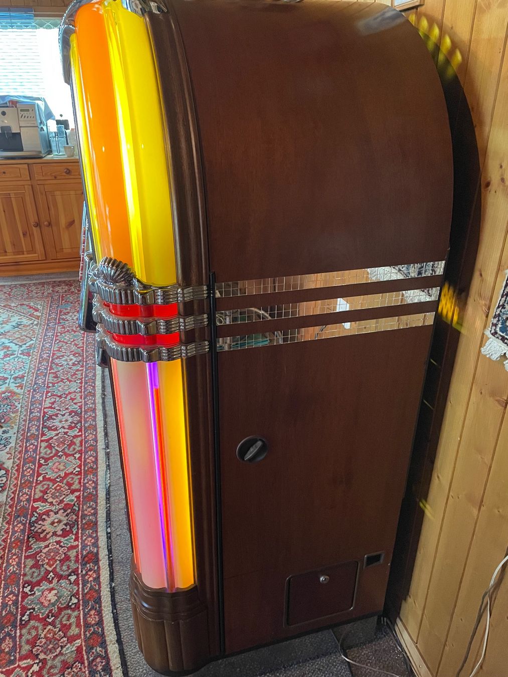 Wurlitzer Musiktruhen: Original Wurlitzer Jukebox zu verkaufen – Gebraucht aus suberg von Phoo26 4