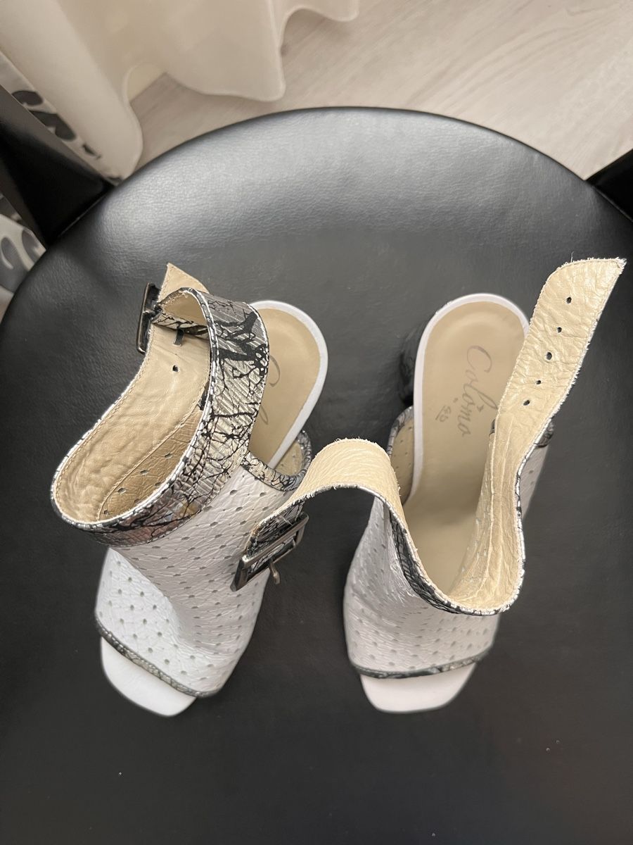 Damenschuhe: Stiefeletten Sommer 38 – Gebraucht aus St. Margrethen SG von Lillicasso 1