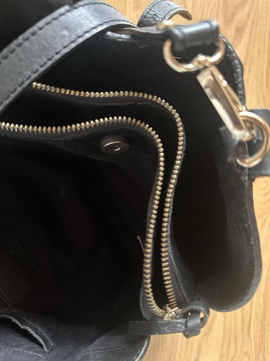Borse da donna: Schwarzes Ledertasche – Usato da Münsingen venduto da Secondhand89 3