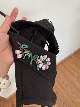 Kragen mit Strass Verzierung, schwarz