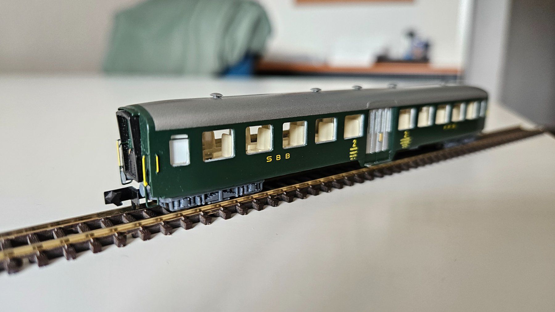 Wabu Modellini di ferrovie: Leichtstahlwagen mit Mitteleinstieg Spur n, Wabu – Usato da Rotkreuz venduto da Rolv.522 2