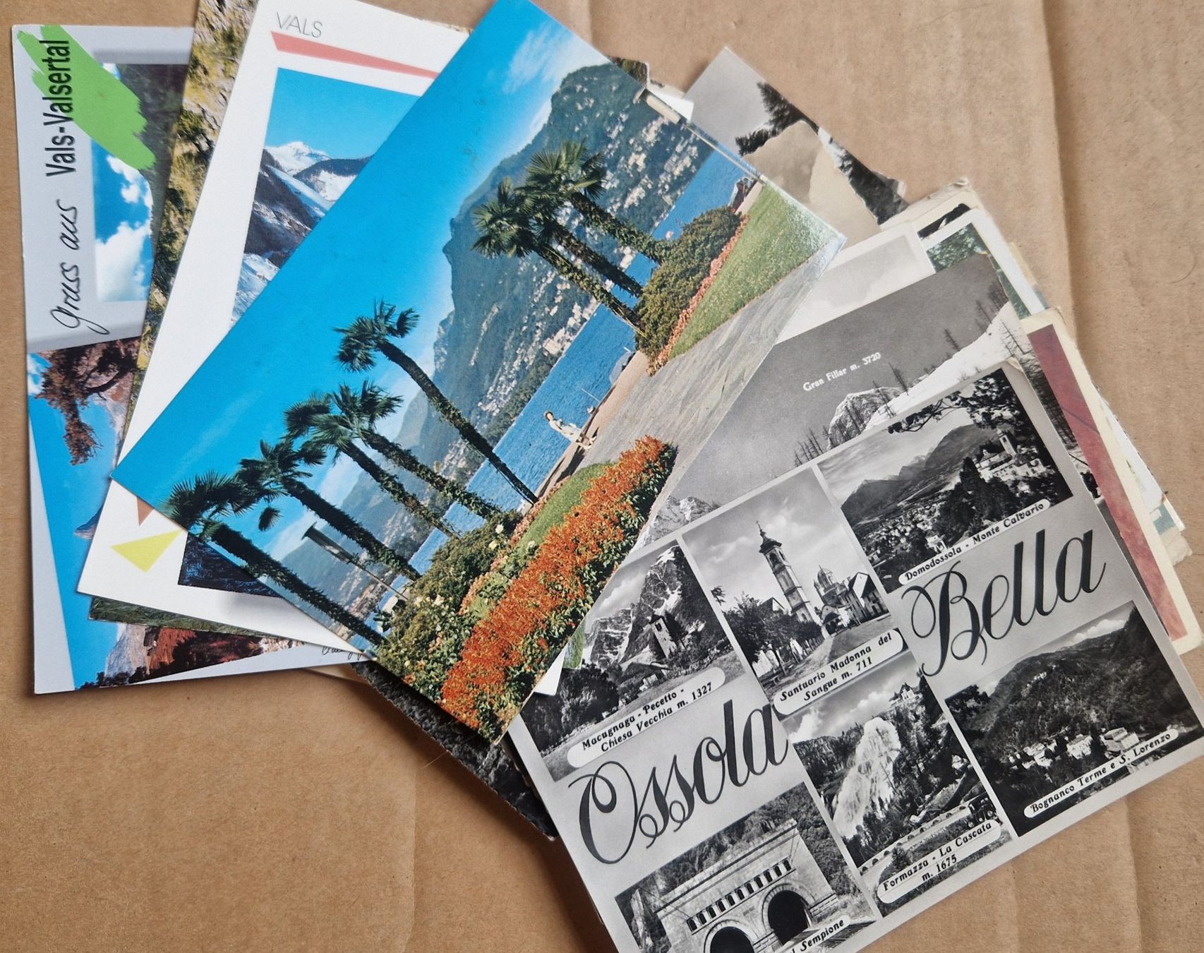 Cartoline postali: 22 Ansichtskarten, diverse Sujets CH & Europa – Usato da Melchnau venduto da Arthurius