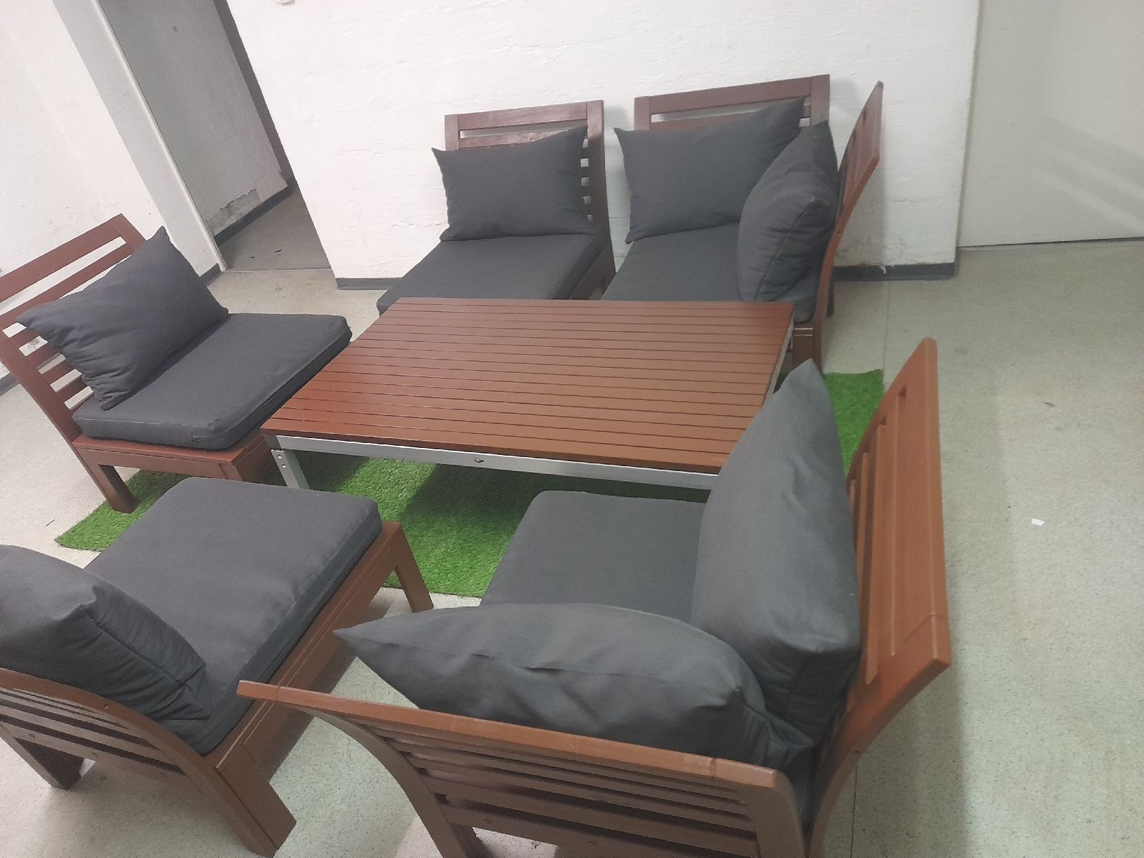 Set di tavolo e panche: Garten Möbel ikea – Usato da Glattbrugg venduto da B_B 3