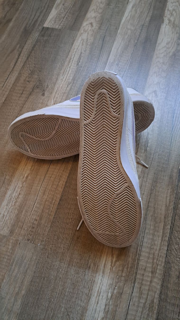 Nike Scarpe per ragazze: NikeMädchenschuhe – Usato da Schüpfheim venduto da liv_h2kv 1