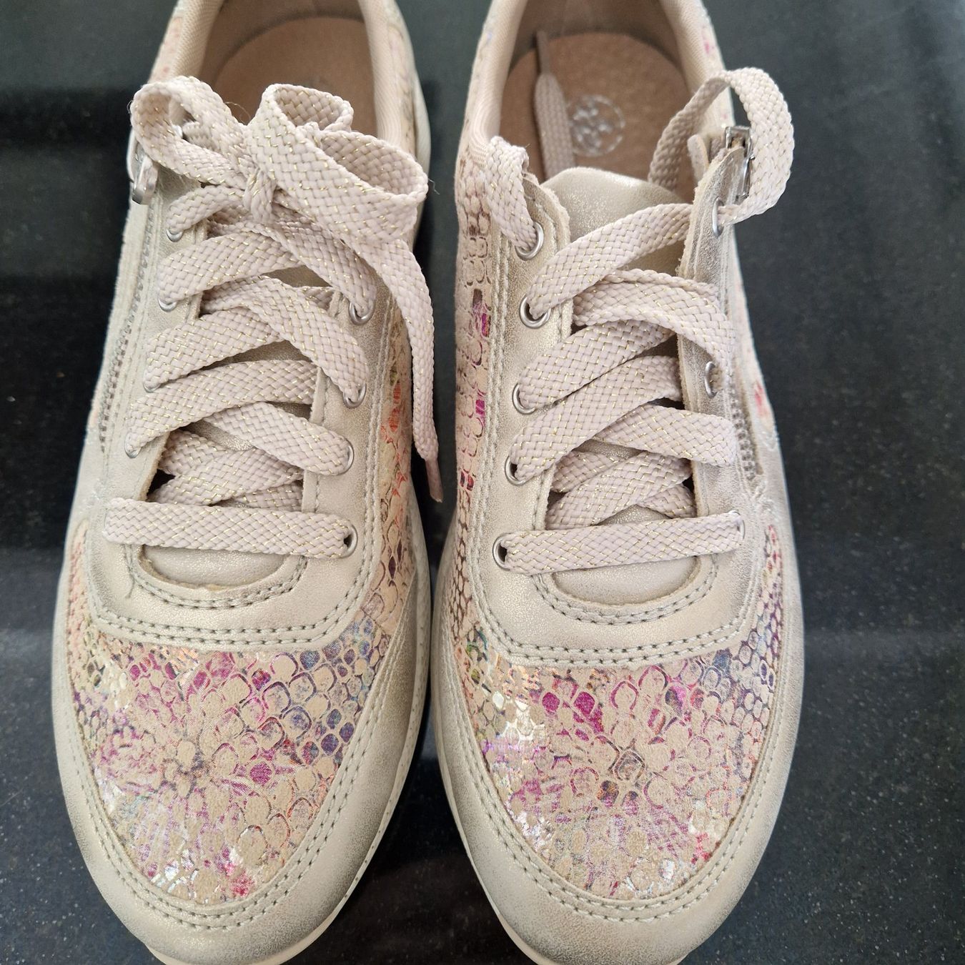 Rieker Damenschuhe: Rieker Sneaker, Gr. 37, Gold – Gebraucht aus Gränichen von sunchi07 2
