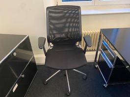 Vitra Meda Schwarz