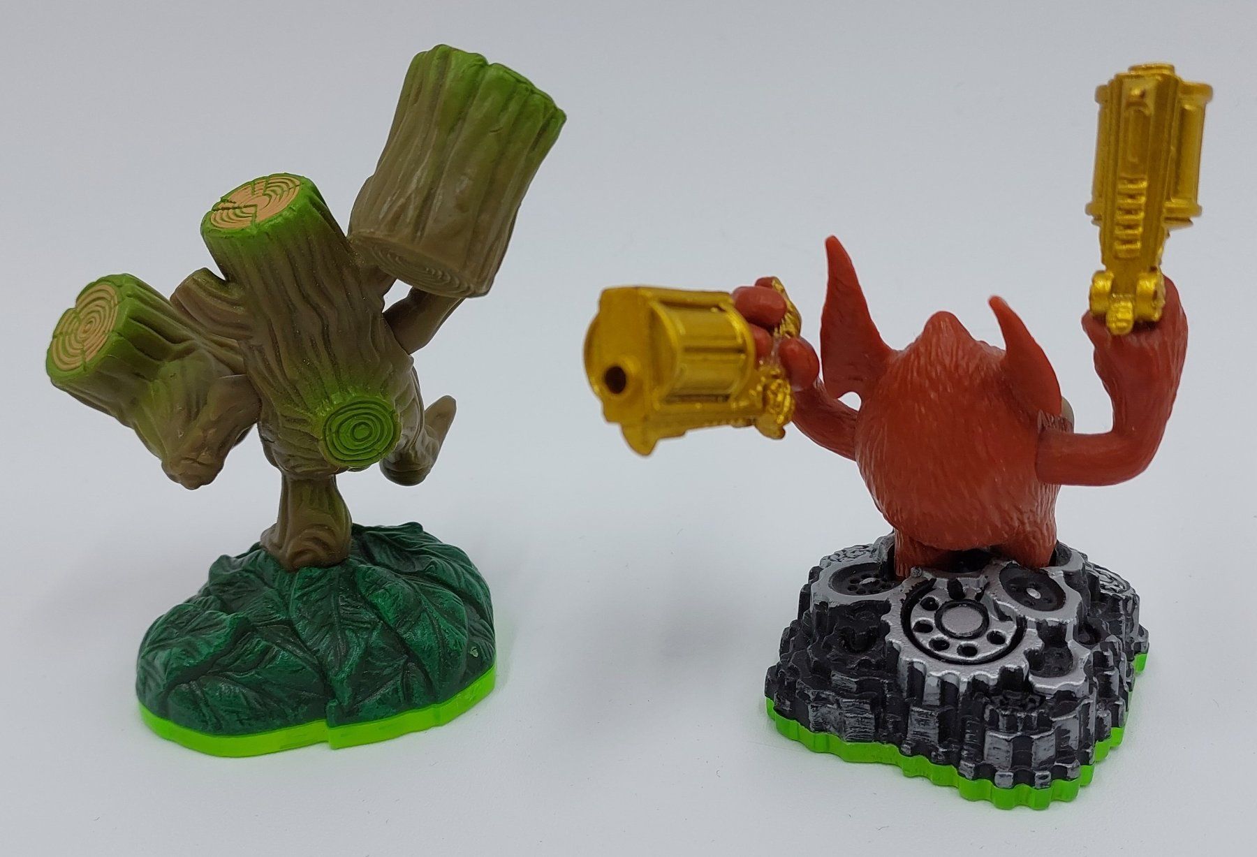 Giochi: 2 Skylanders Figuren – Usato da Wil SG venduto da Donaldus 1