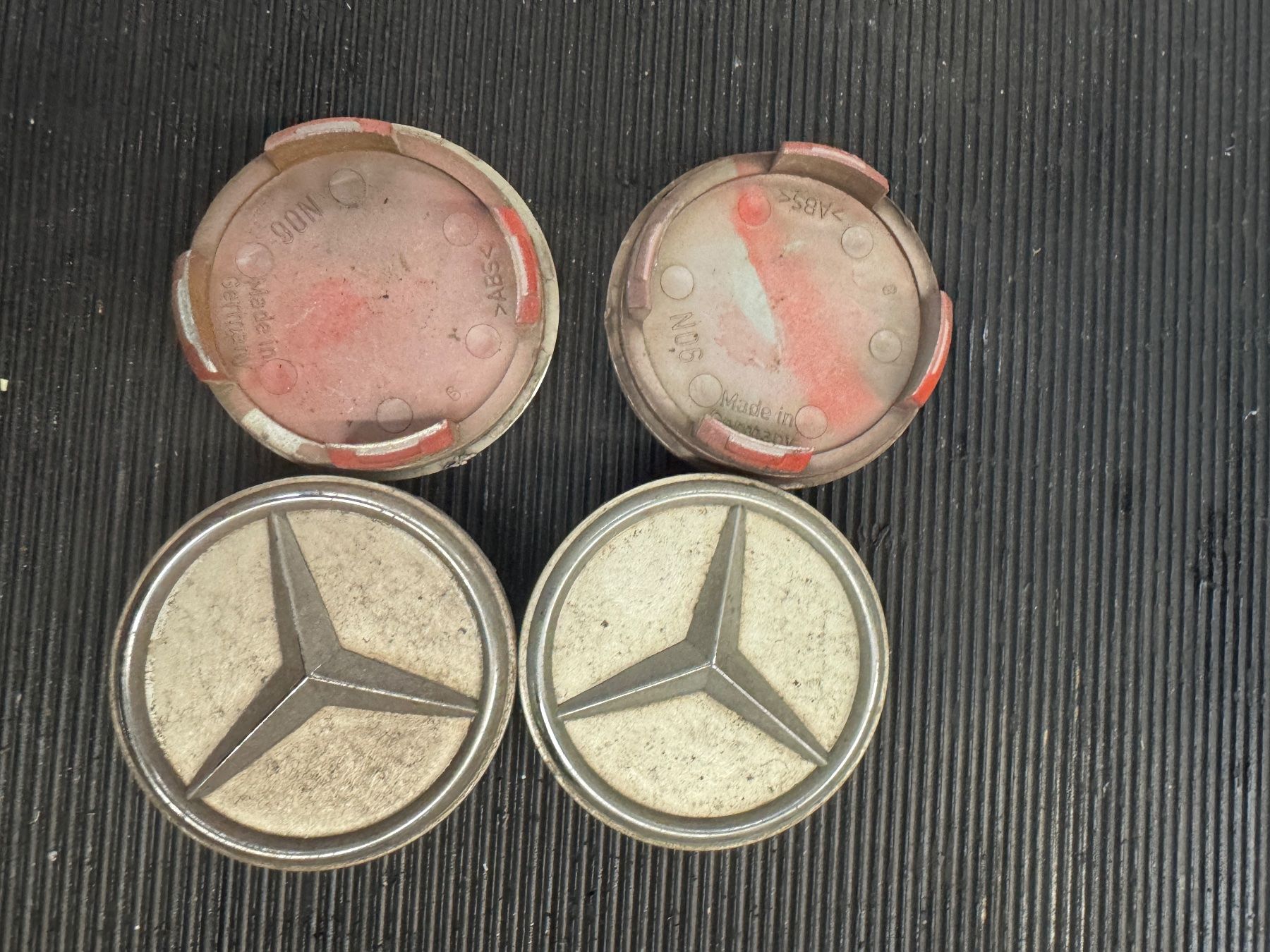 Mercedes-Benz Alle Autoersatzteile: Raddeckel Mercedes Benz – Gebraucht aus Widen von Dinero02 1