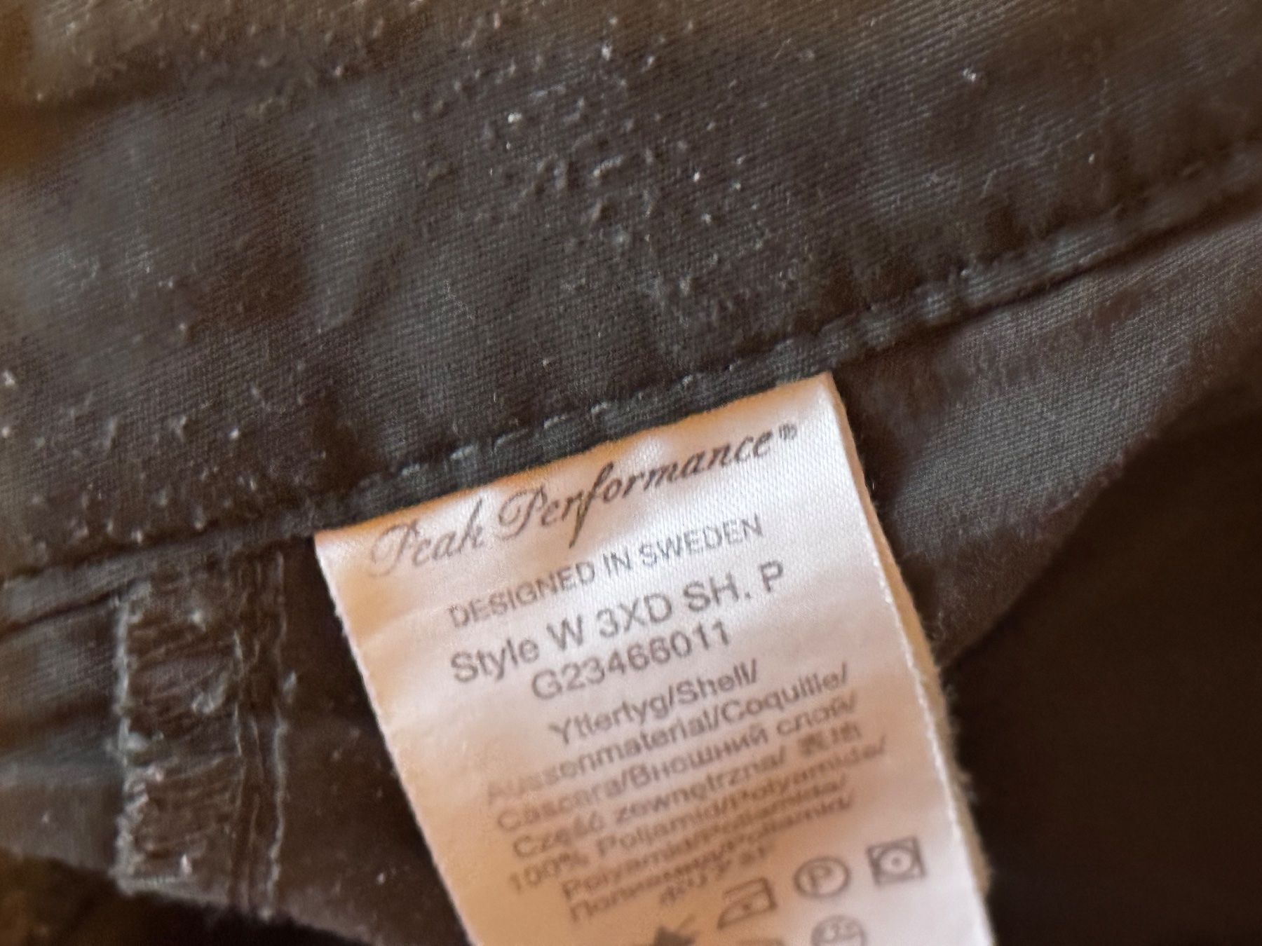 Peak Performance Hosen: Peak performance pantalon 3/4 gr M – Gebraucht aus Ovronnaz von Etagne68 4