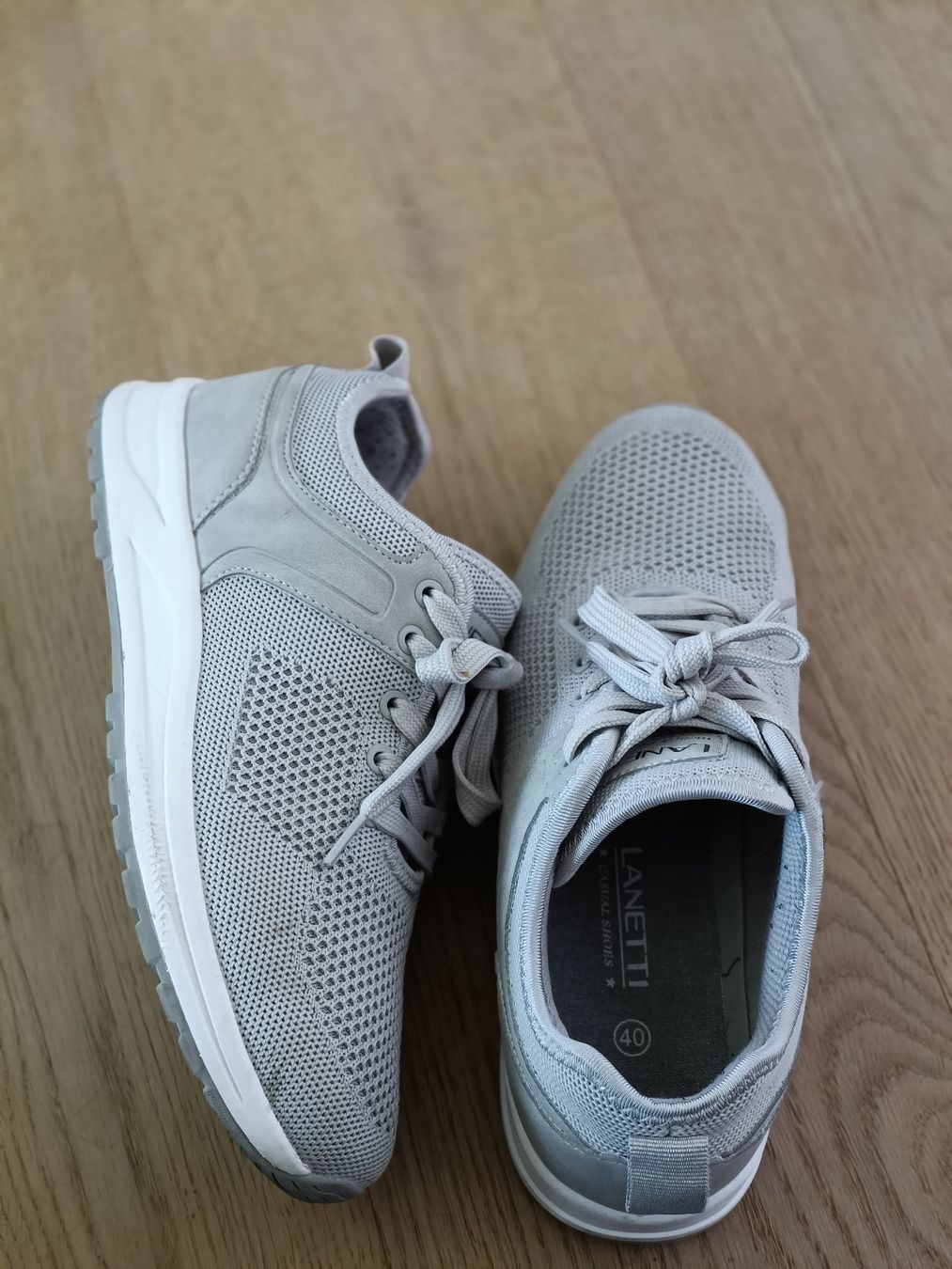 Scarpe per ragazzi: Lanetti Jungen Sneaker, Gr. 40, hellgrau, gut erhalten – Usato da Winterthur venduto da meci02 5