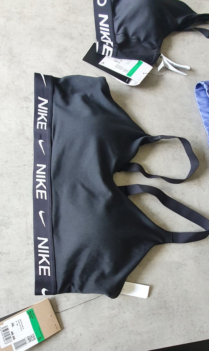 Nike Lotti di vestiti: Sport BH – Nuovo (secondo la descrizione) da Freienstein venduto da Widder11 2