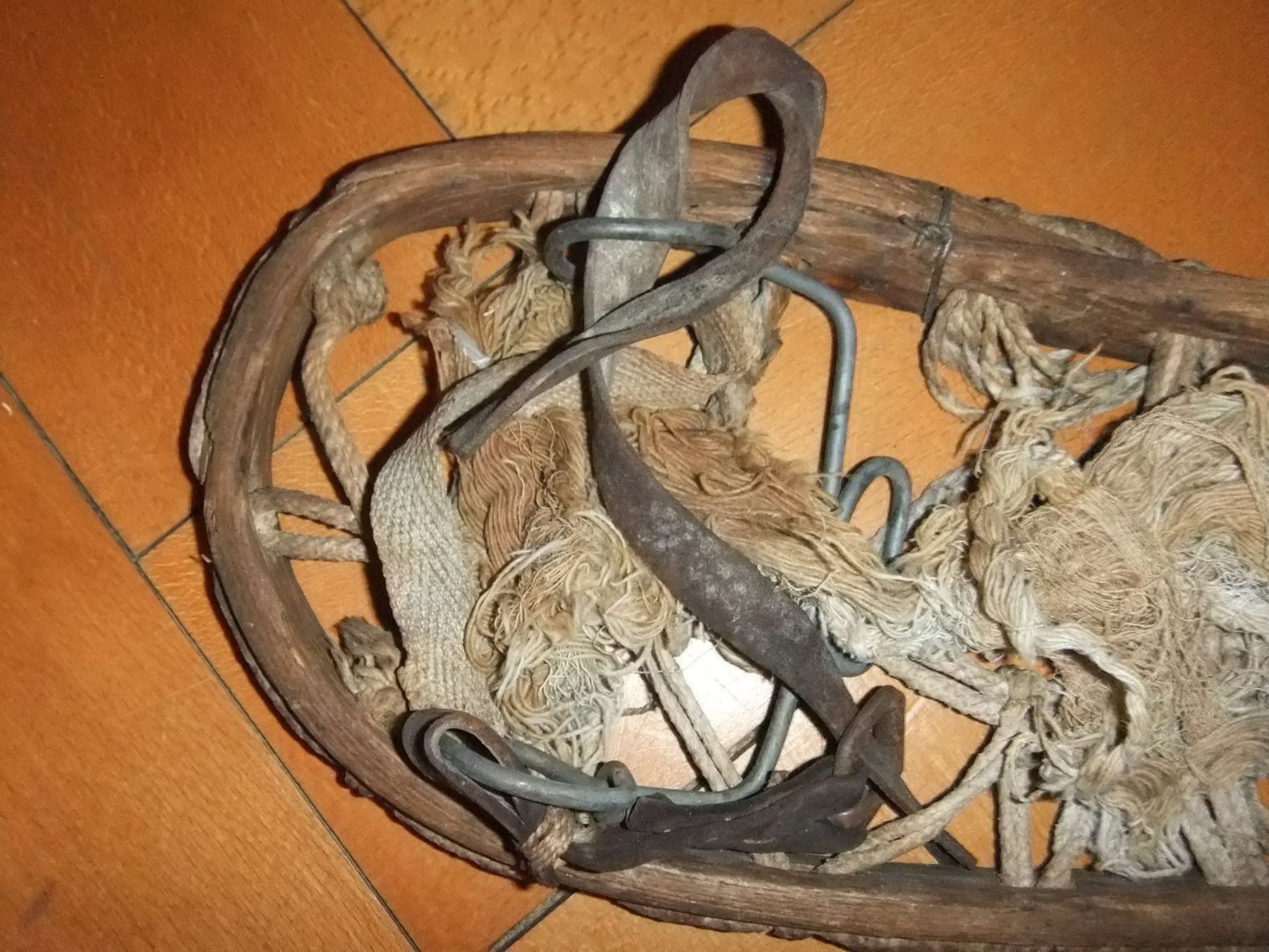 Sci: Antike Schneebretter – Usato da Esslingen venduto da eintagammeer 5
