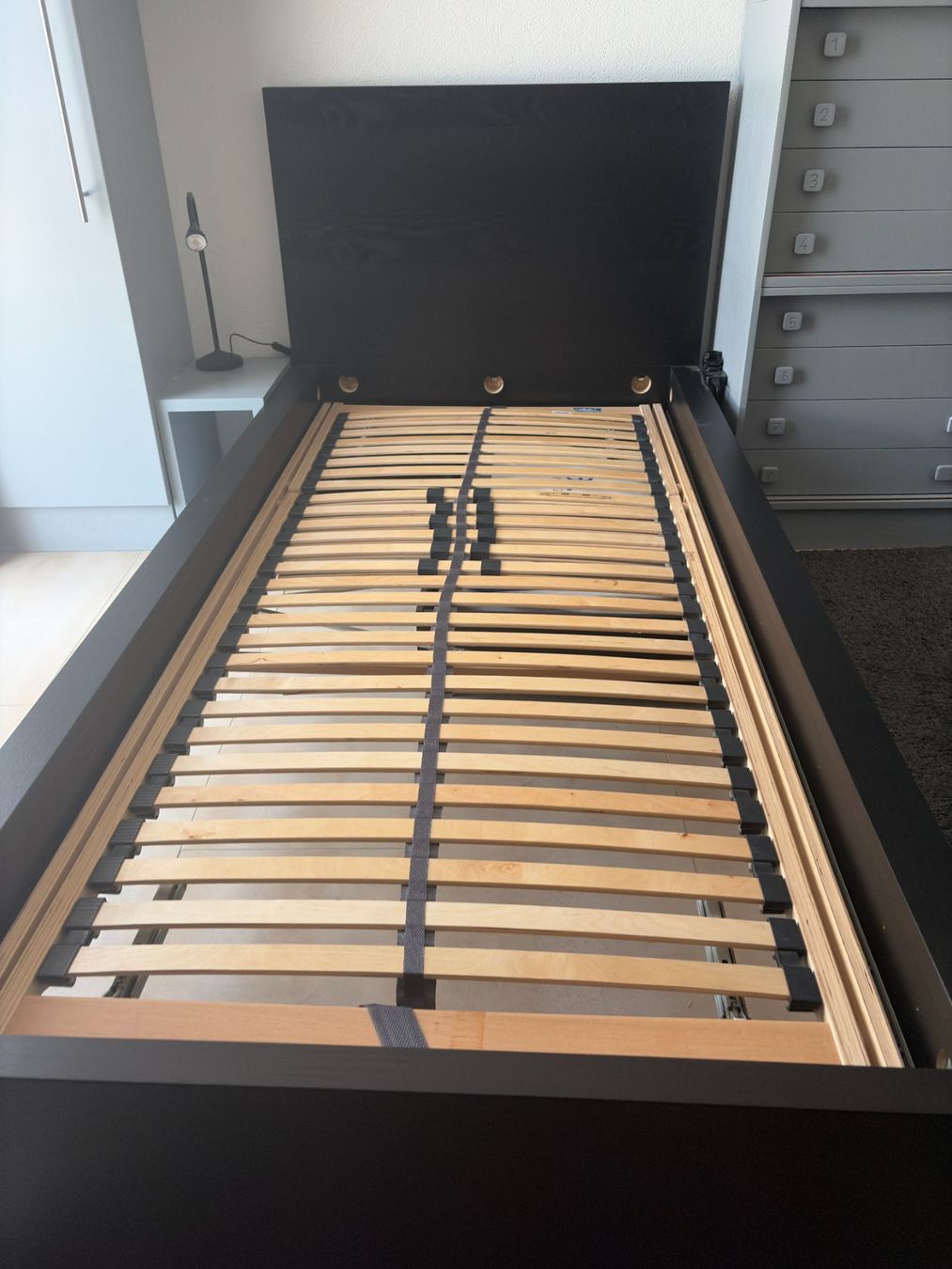 Ikea Betten: Lit malm IKEA 90x200, avec sommier – Gebraucht aus Sugnens von PixelPanda1 1