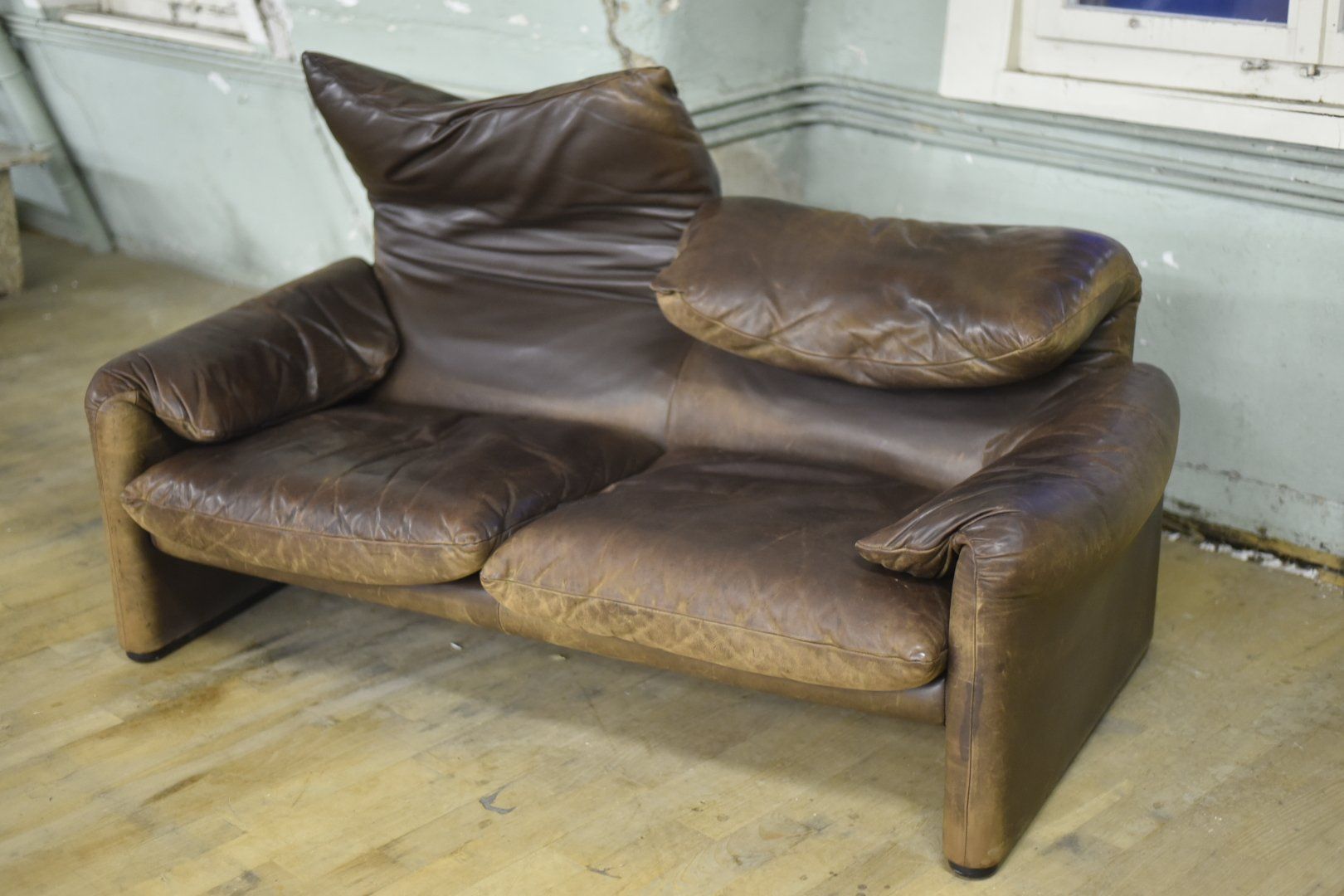 Cassina Divani: Vintage Sofa Cassina Maralunga – Usato da Lichtensteig venduto da UsedIN