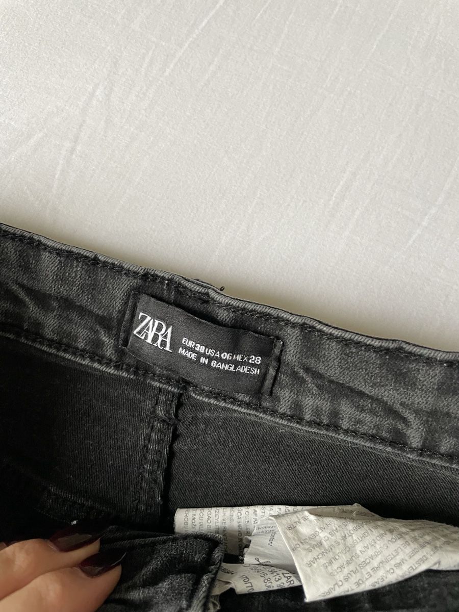 Zara Jeans: Jean slim noir – Usato da Concise venduto da Lae99 3