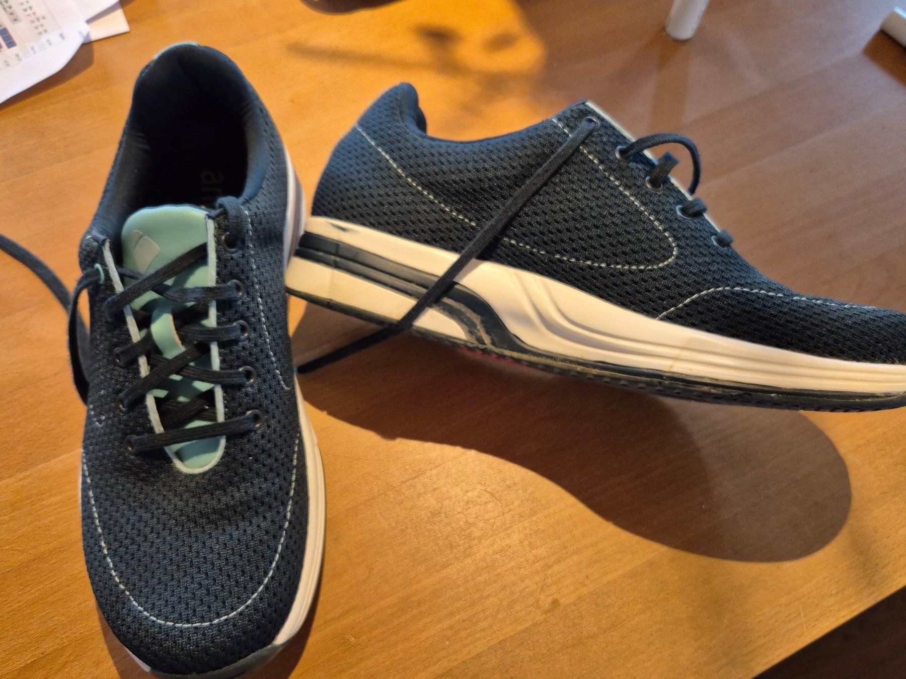 Scarpe da donna: Anova Dark Blue 42,5, Gesundheitsschuhe – Usato da Längenbühl venduto da Belschazar 3