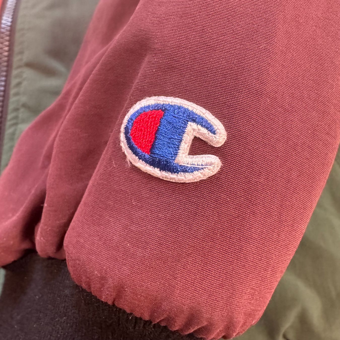 Supreme Giacche: Supreme x Champion bomber jacket Designerjacke – Usato da St. Gallen venduto da sourced_limited 8