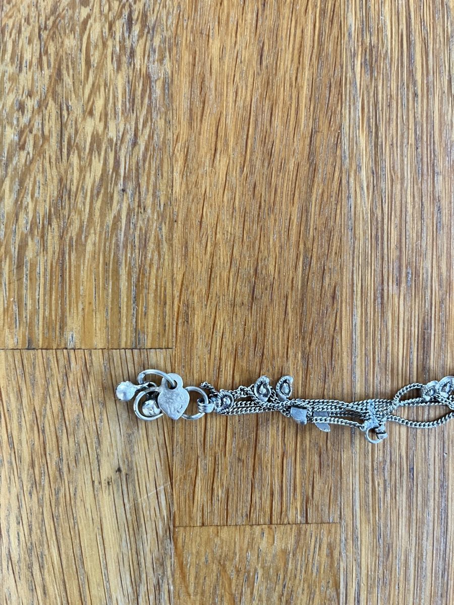 Catenine: Handkette mit Anhänger, Silberlook – Usato da Pfäffikon ZH venduto da killi777 2