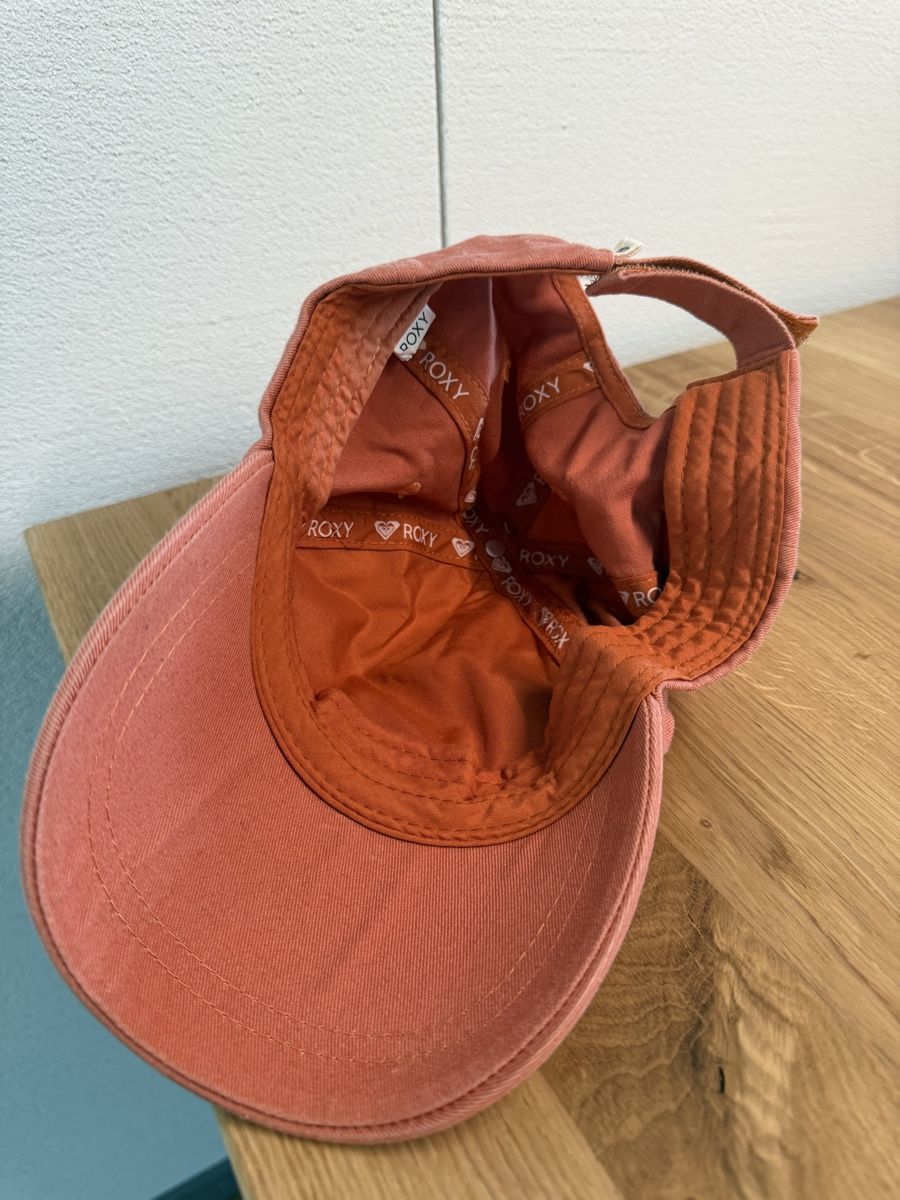 Copricapi, berretti & cappellini: Roxy Cap Baseballkappe mit Stickerei gebraucht – Usato da Luzern venduto da Whateverr 2