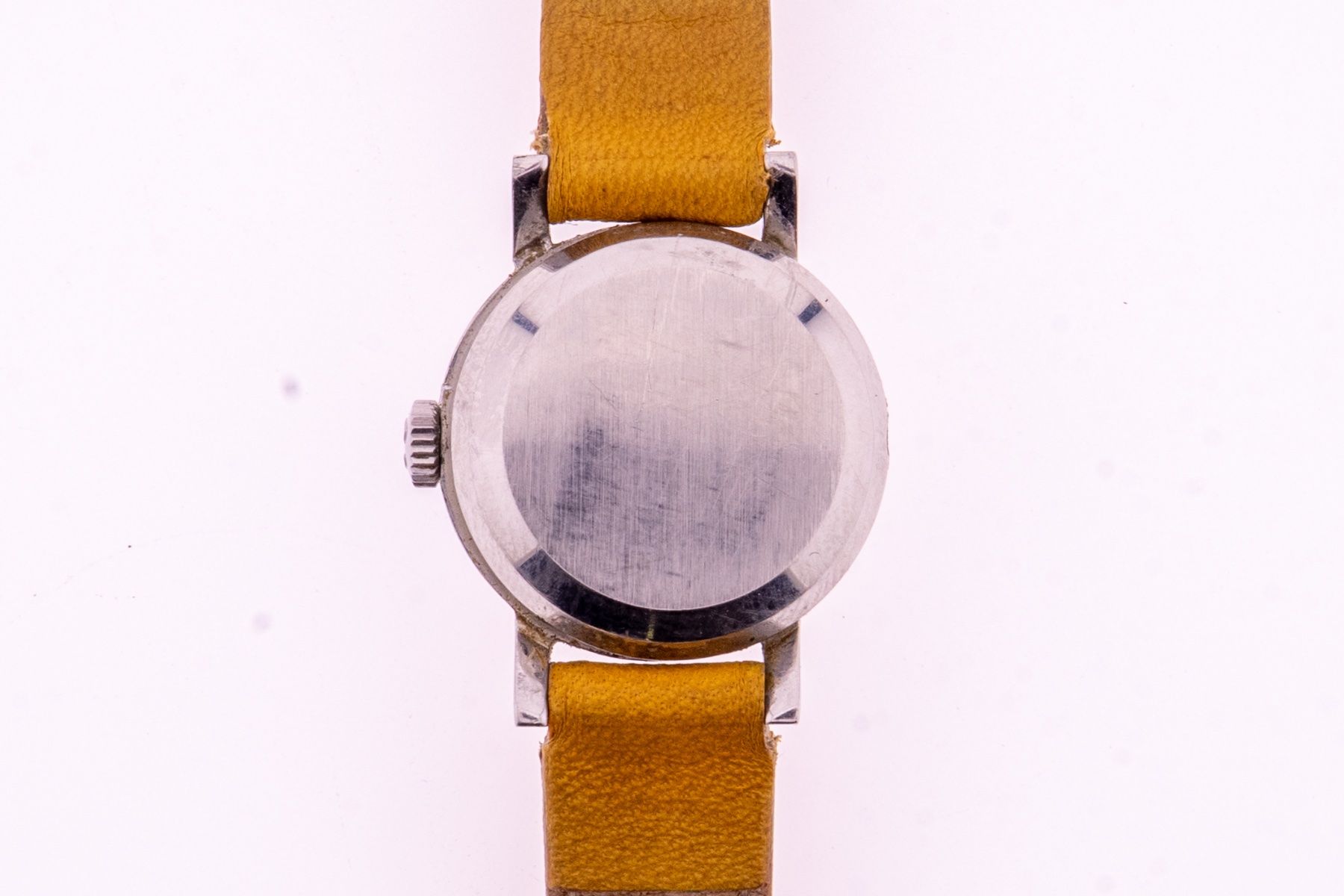 Omega Montres: Omega Ladymatic Ref. 562.005 – Défectueux à Rafz par  1