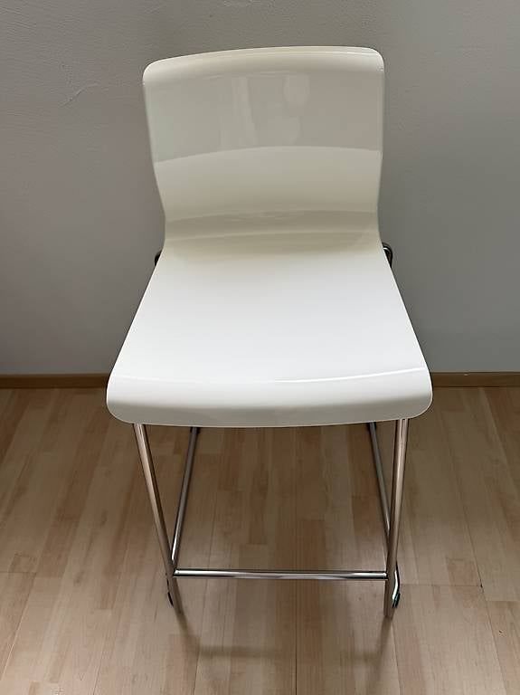 Sgabelli: Weiße Barhocker, 4 Stück von IKEA – Usato da Tägerwilen venduto da cla_r72q