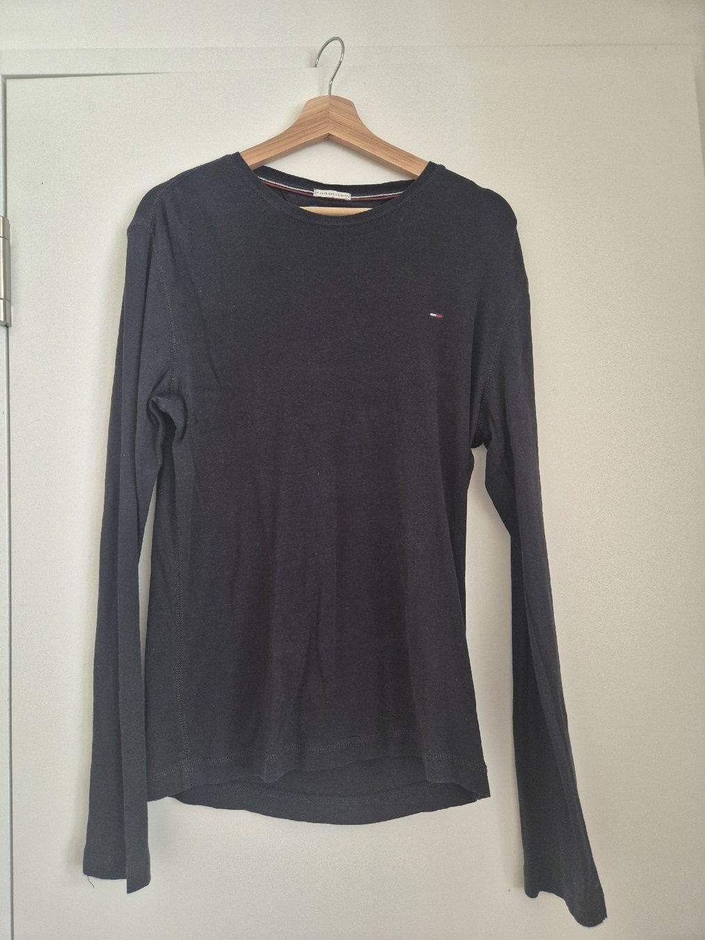 Tommy Hilfiger T-shirt: Tommy Hilfiger - Longsleeve - Schwarz - L – Usato da Stilli venduto da fiona_pfister