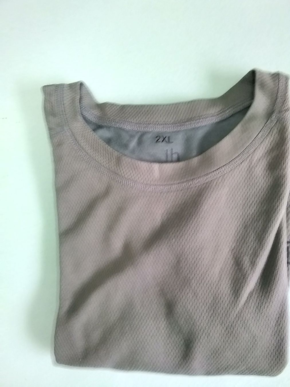 Schweizer Armee Uniformi: T-Shirt - Layer 1 - Olive, Gr. 2XL – Usato da Horgen venduto da mar_8rbw